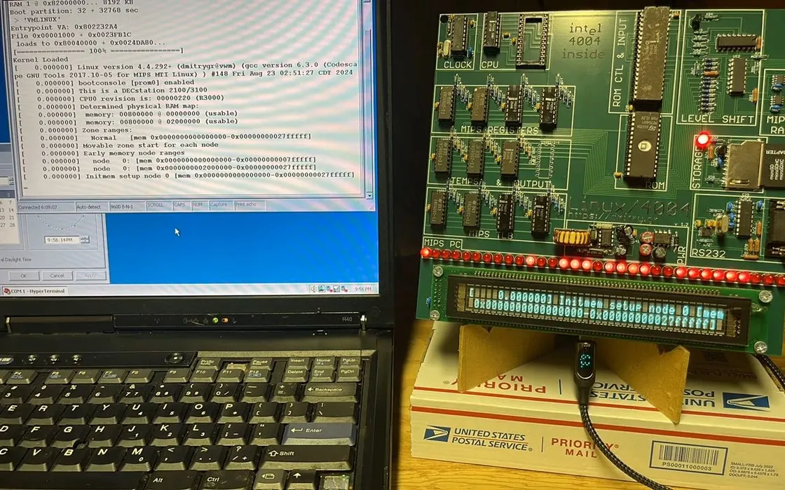 Linux si avvia dopo quasi 5 giorni, su una CPU Intel 4004