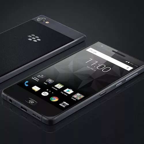 BlackBerry Motion, smartphone dello storico brand senza tastiera fisica