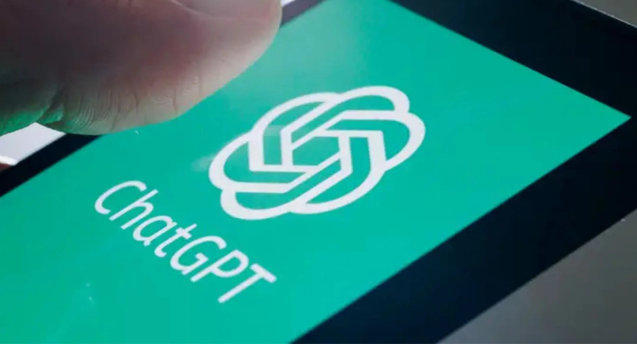 ChatGPT: OpenAI pensa di introdurre delle pubblicità per gli utenti