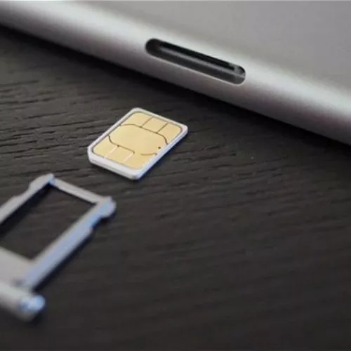 Apple e Samsung vogliono sostituire le attuali schede SIM
