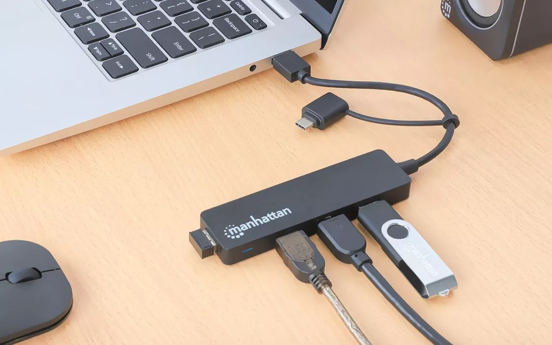 Hub USB Manhattan, perfetti per estendere la connettività di PC, smartphone e tablet