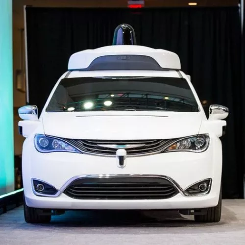 I veicoli autonomi di Waymo e Google percorrono oltre un milione di chilometri