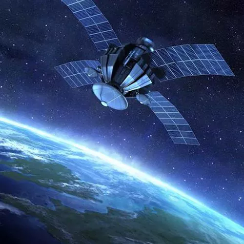 Azure Space: Microsoft si allea con Elon Musk per fornire i suoi servizi cloud via satellite