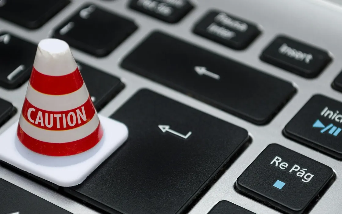 Proteggi la privacy eliminando i tuoi dati sensibili presenti online