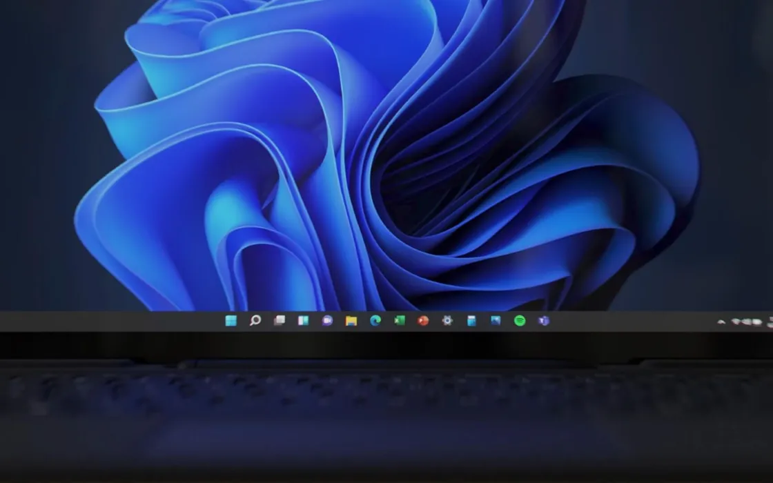 Windows 12, nuova task bar mobile e la data di arrivo