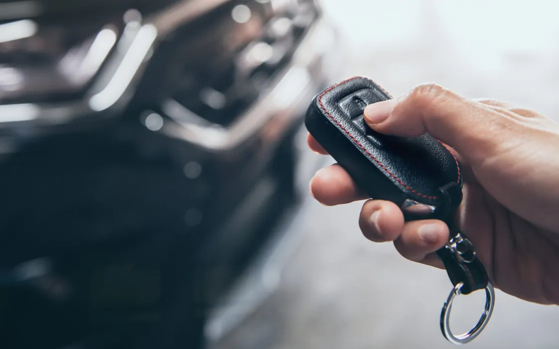 Telecomando auto: come estenderne la copertura usando la testa