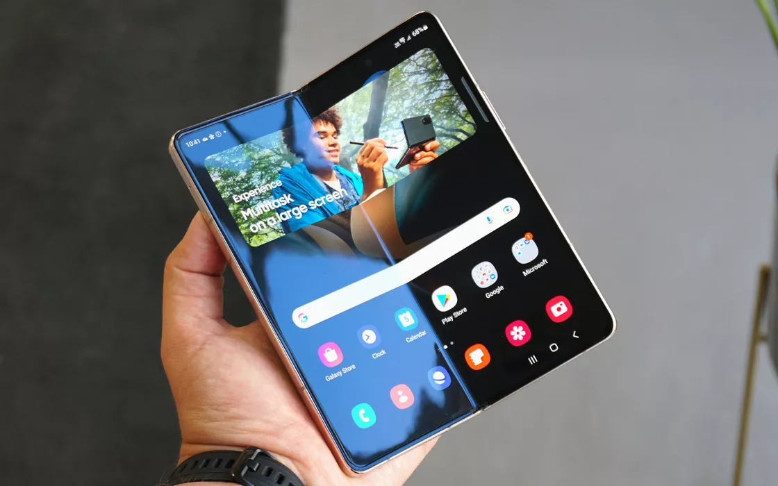 Samsung Galaxy Z Fold 5, spunta online la prima immagine