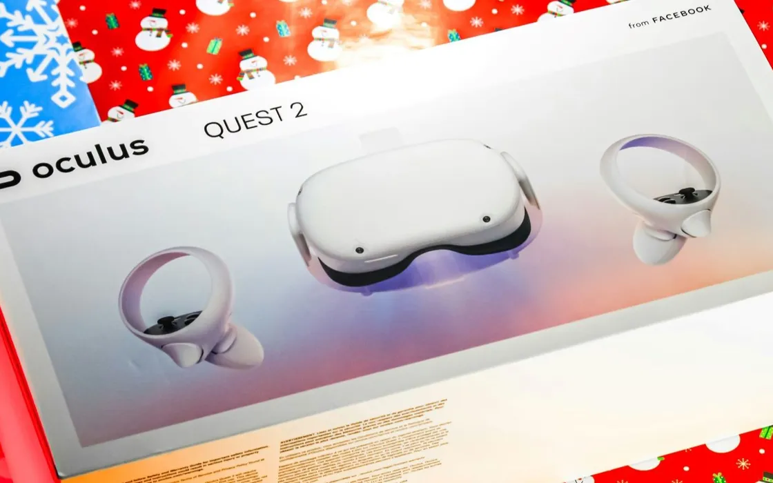 Meta Quest 2: tagliati i prezzi del visore e degli accessori