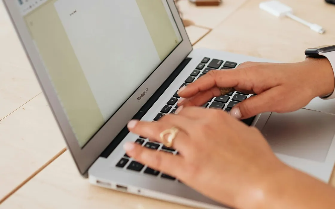 Difendi la tua identità digitale: approfitta dello sconto esclusivo su Incogni