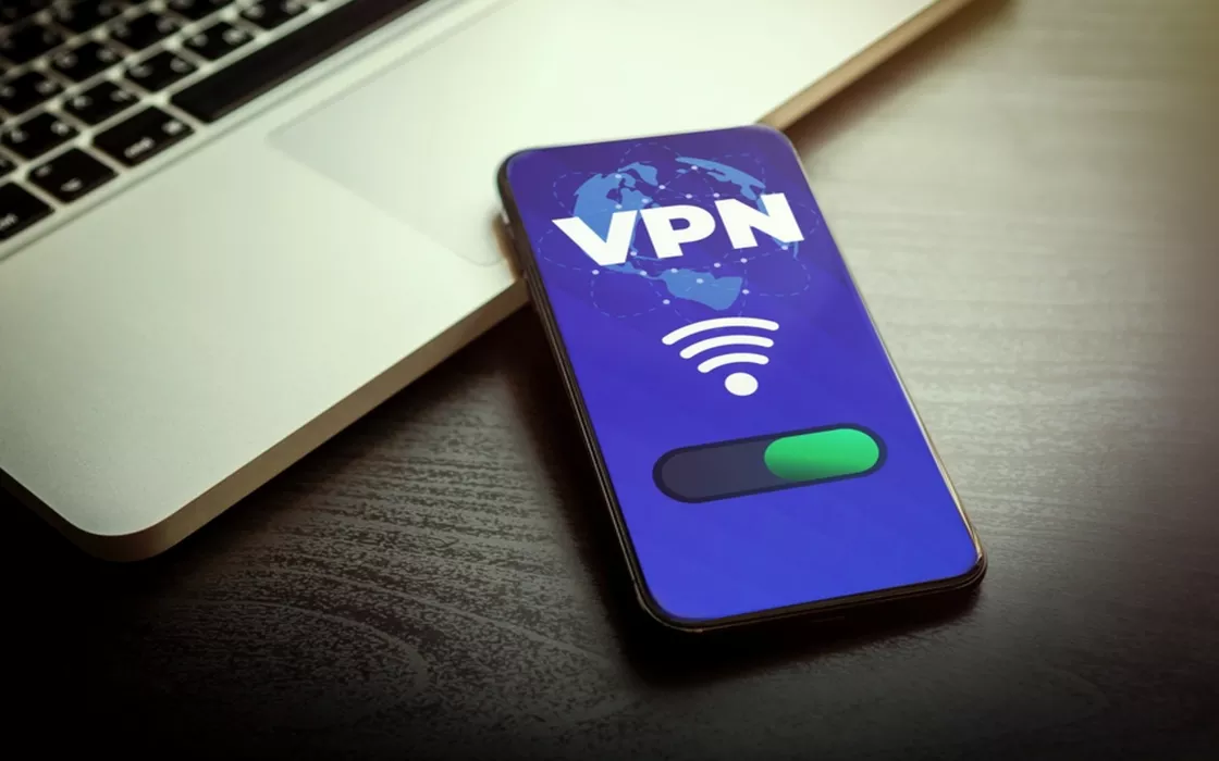 Proteggi la tua privacy online con ExpressVPN, la migliore VPN in offerta al 49%