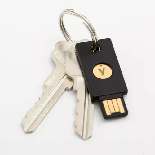 Yubico, bug di sicurezza scoperto in alcune chiavette per l'autenticazione a due fattori