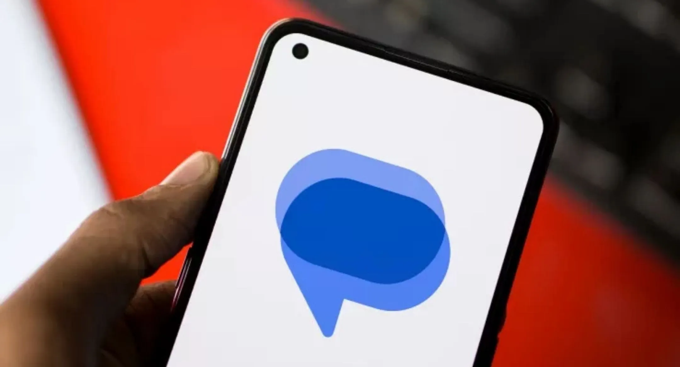 Anteprima: Google Messaggi integra una nuova chat di supporto con Gemini