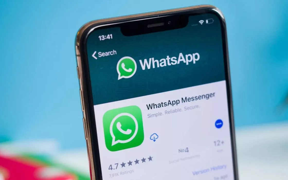 WhatsApp stravolge il menu chat e rivoluziona i messaggi fissati