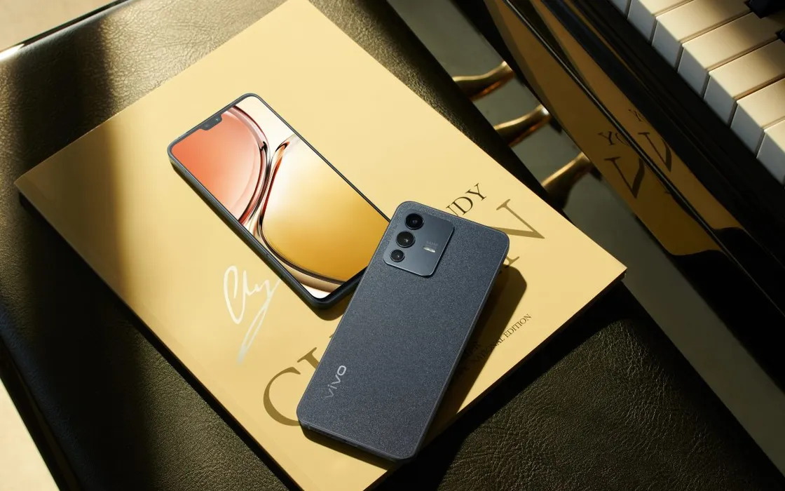 vivo presenta lo smartphone V23 5G: foto di qualità e dotazione hardware da primo della classe