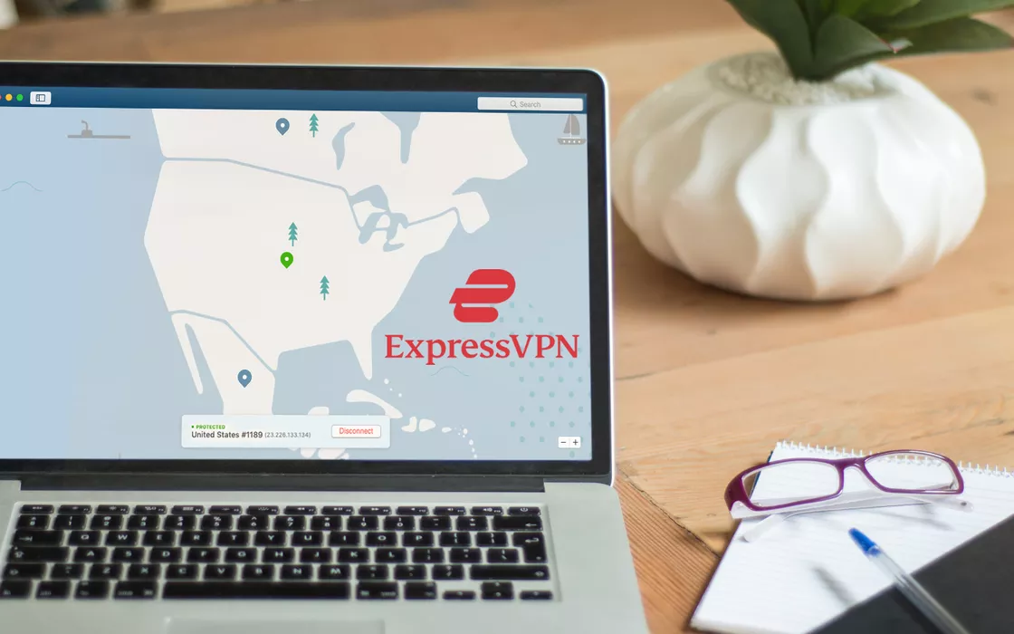 Promo ExpressVPN: abbonamento annuale con sconto del 50% per la VPN più veloce