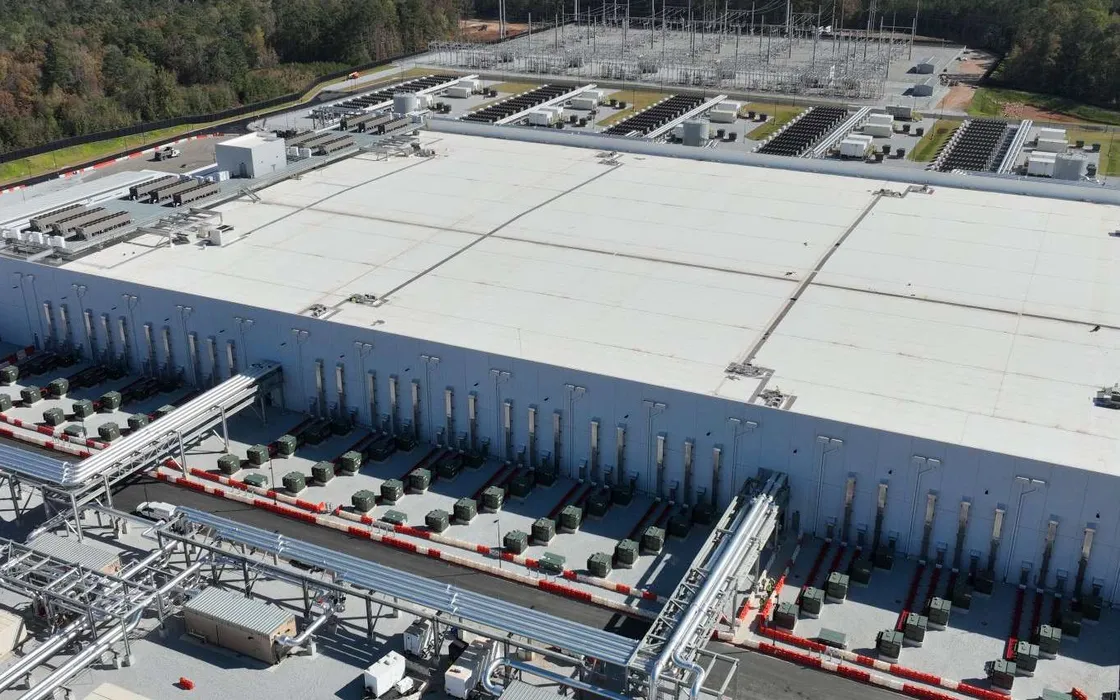 Microsoft svela il super-datacenter AI di Fairwater con centinaia di migliaia di GPU