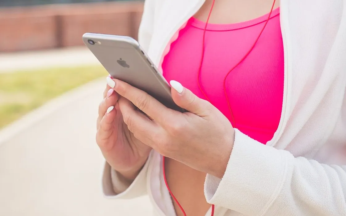 Per bloccare un iPhone basta giocare con il nome della WiFi