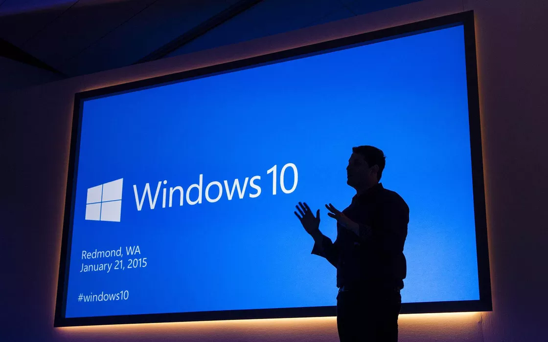 Crescono gli utenti di Windows 10 e calano quelli di Windows 11: perché?