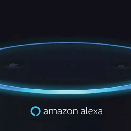 Cos'è Amazon Alexa: l'assistente digitale si lega con Vodafone TOBi