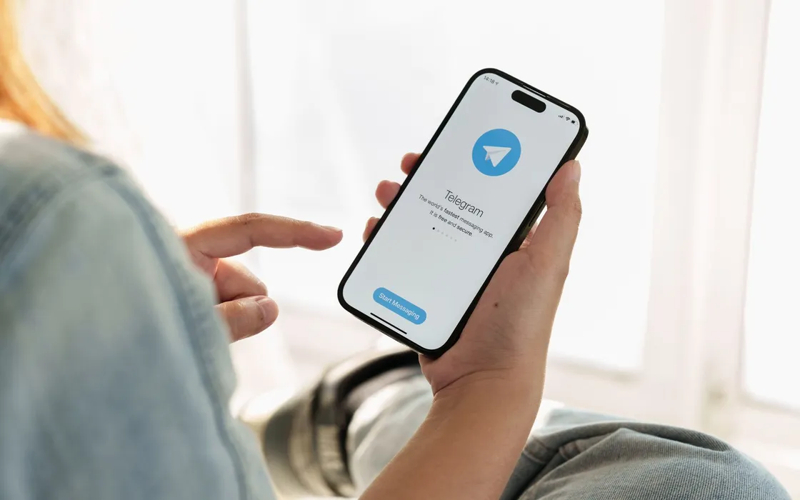 Telegram si aggiorna: ricerca adesivi con AI e molto altro ancora
