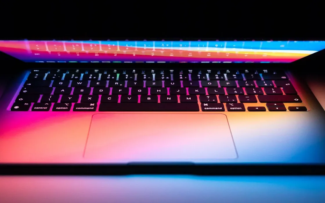 Riparazione MacBook possibile in autonomia con un tool che supera le restrizioni