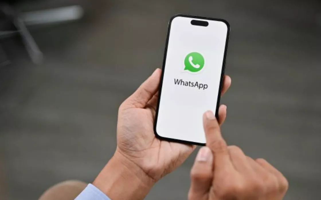 WhatsApp, a breve l'assistente AI sarà in grado di ascoltare gli utenti