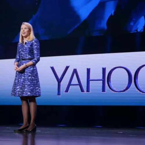 Yahoo venduta a Verizon per 4,8 miliardi di dollari?