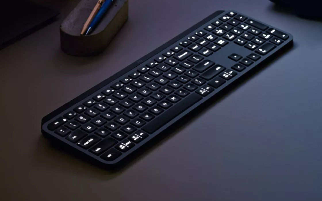 Tastiera Logitech MX Keys Wireless adatta per PC/Mac/Laptop/IOS/Android in promo su Amazon