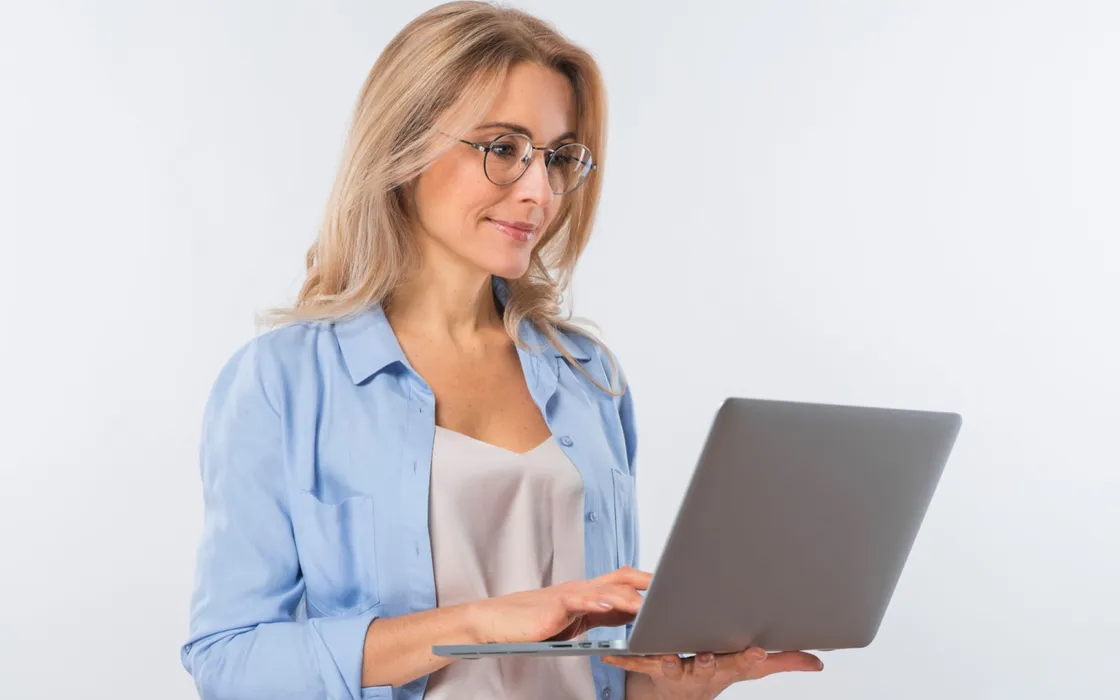 IONOS offre sito web personalizzato con dominio gratis per un anno