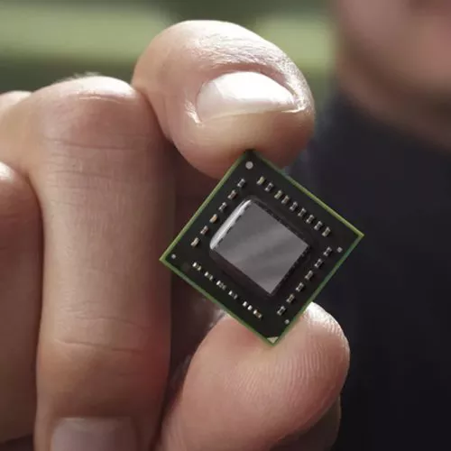 AMD conferma che le sue CPU sono vulnerabili solo a Spectre