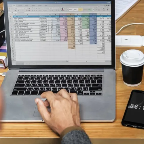 Excel, come estrarre dati e formattarli con Flash Fill