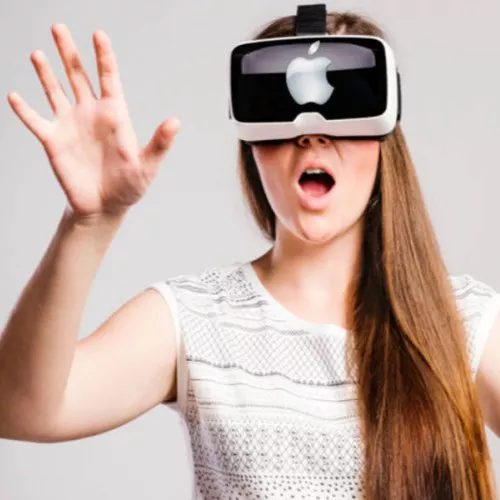 Realtà aumentata Apple: casco nel 2022, occhiali nel 2023