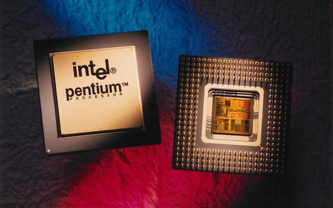 Intel Pentium: il segreto del circuito che moltiplica per 3 alla velocità della luce