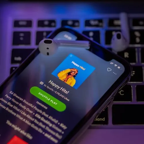 Spotify, centinaia di credenziali pubblicate online. È data leak?
