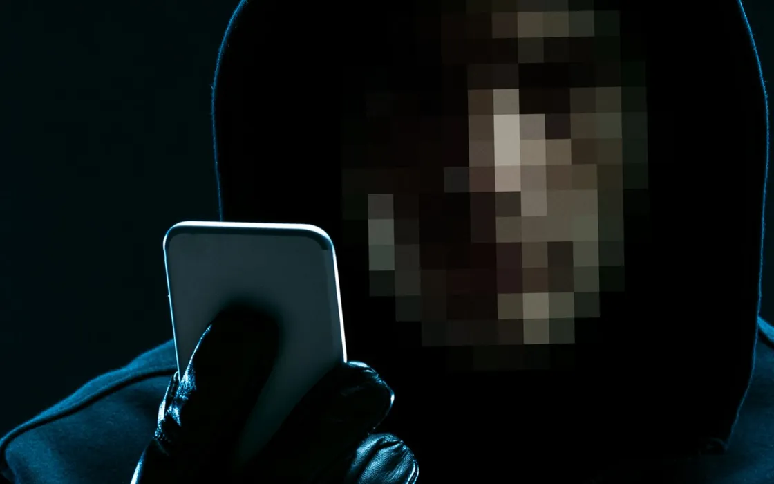 Pubblicati 410 GB di dati sottratti a TeleMessage: sviluppa versioni modificate di Signal e WhatsApp