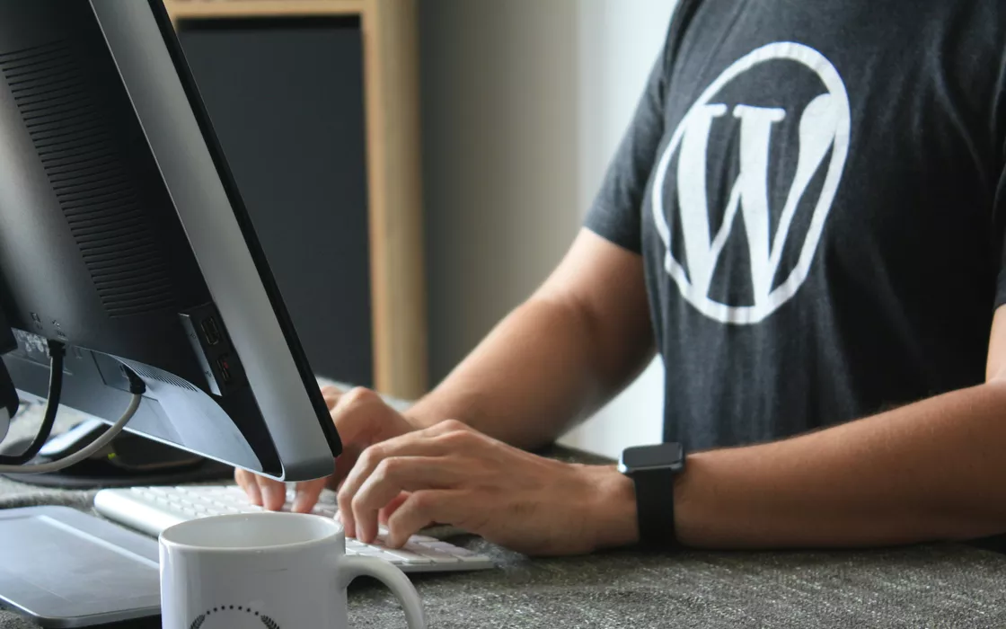 Hosting WordPress con AI e dominio gratis in offerta a 2,99€ al mese