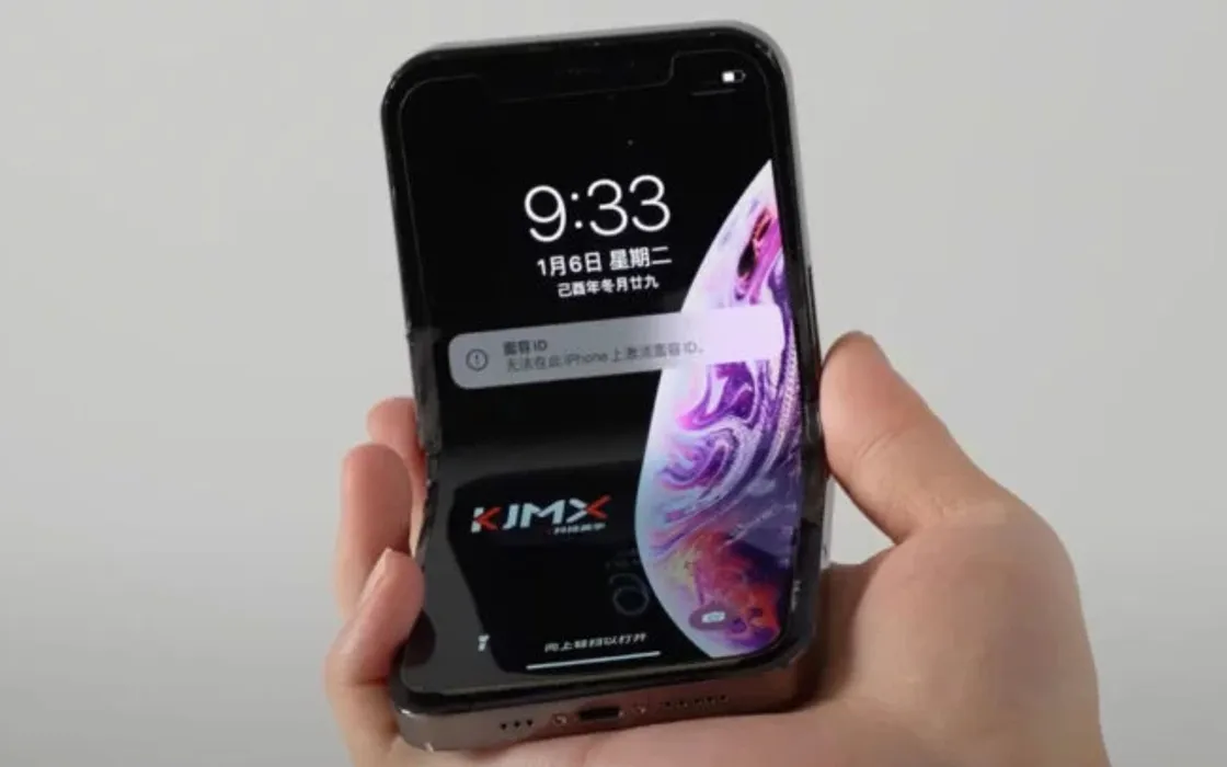 iPhone pieghevole: passi avanti per Apple, ecco la novità che lo avvicina