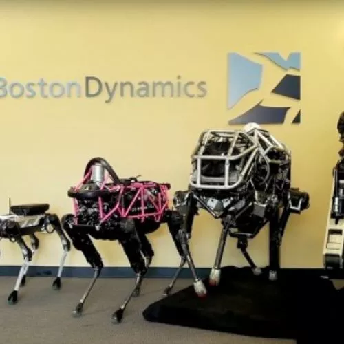 Il nuovo robot di Boston Dynamics, ecco cosa sa fare