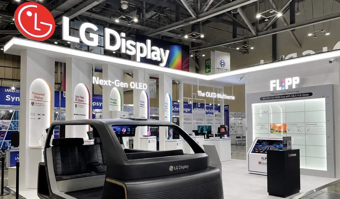 LG FLiPP cambia gli OLED: più luce, durata e pannelli più grandi