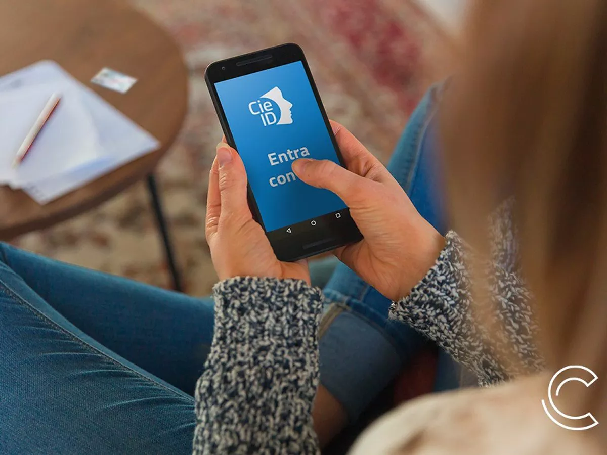 App CieID per Android: come si usa e quali differenze con SPID