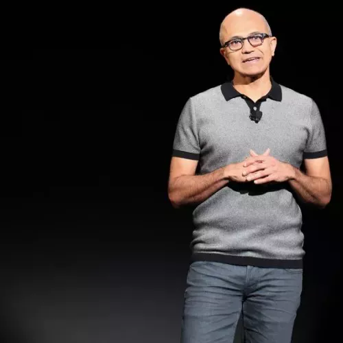 Microsoft realizzerà nuovi smartphone: saranno ibridi e innovativi