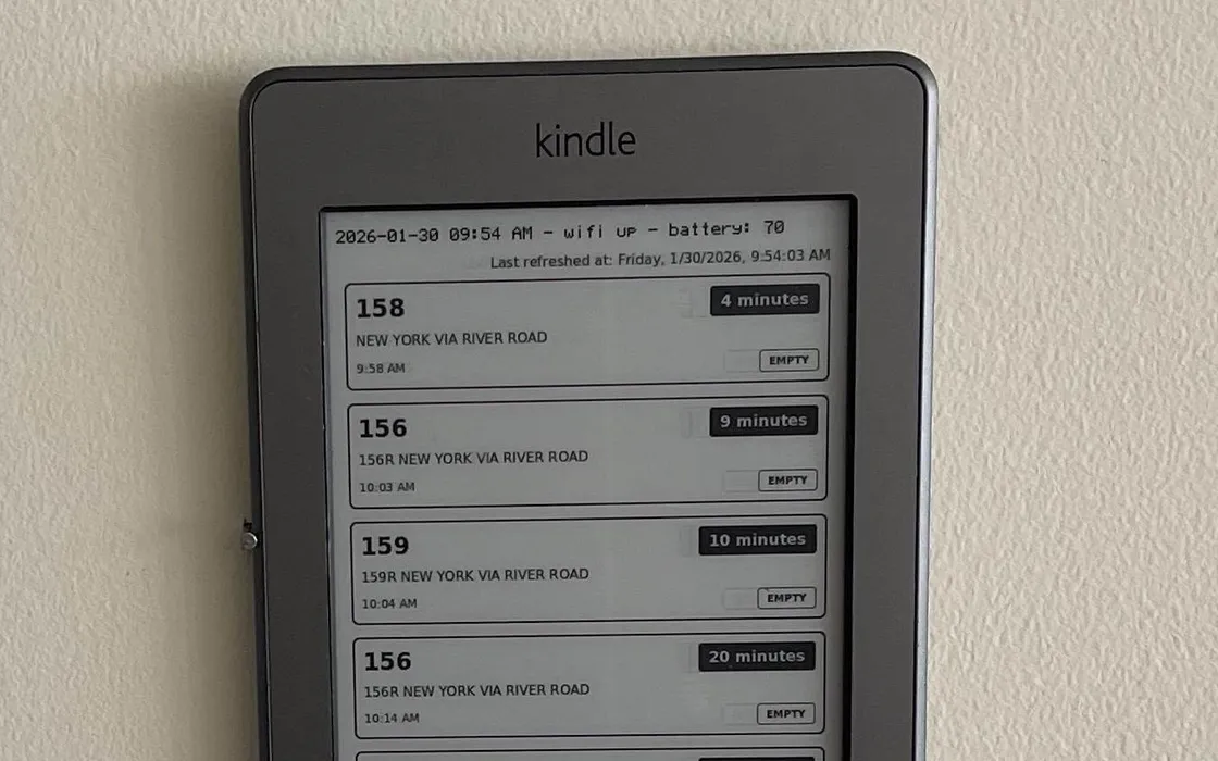 Riutilizzare un vecchio Kindle come display live per dati e trasporti