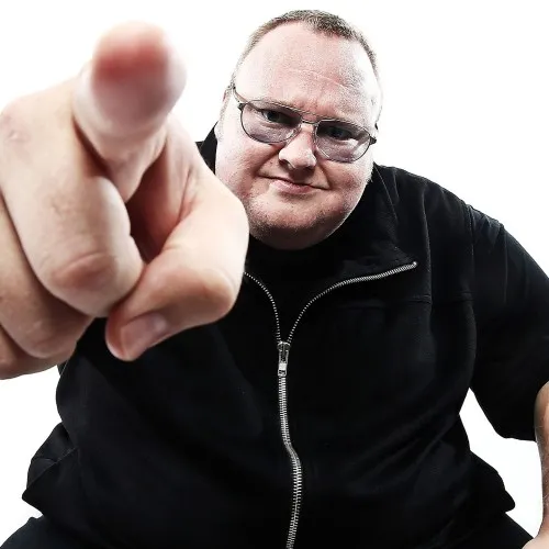 Bitcache, Kim Dotcom torna con una piattaforma per vendere file con pagamento in Bitcoin