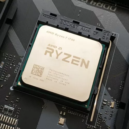 AMD sconta i prezzi dei suoi processori Ryzen 7, 5 e 3 e del Threadripper 1900X