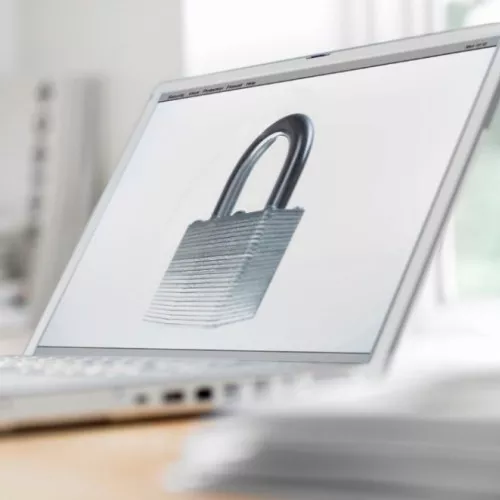 Proteggere con una password la chiavetta USB o le unità rimovibili