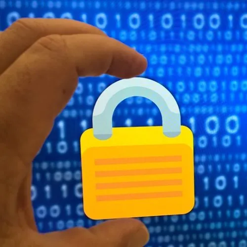 Nomi utenti e password ricercabili sul web: le autorità sequestrano un famoso sito