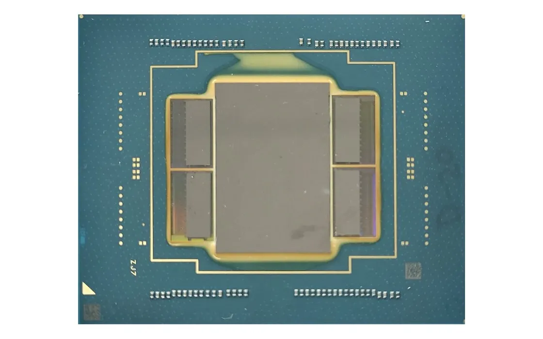 Intel presenta un processore RISC con 8 core e 528 thread