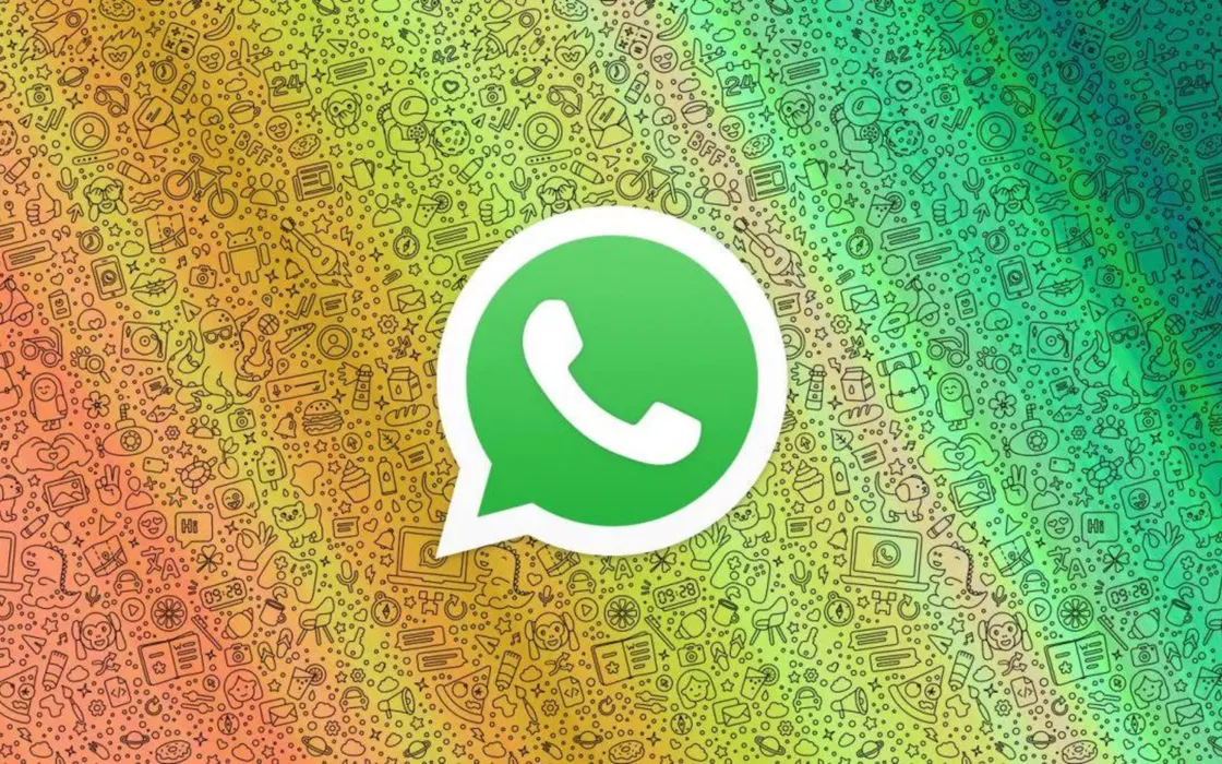 WhatsApp, arrivano le anteprime per i messaggi fissati con contenuto multimediale