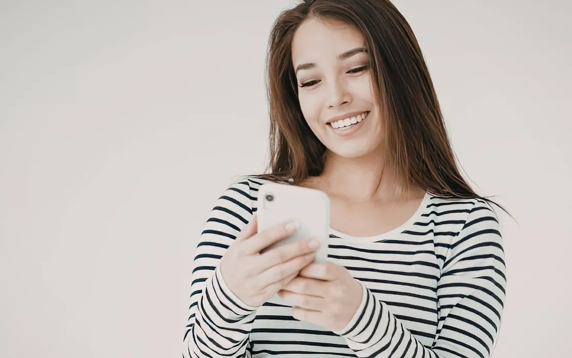 Promozione Iliad: 250GB in 5G, minuti e SMS illimitati a 11,99€ al mese