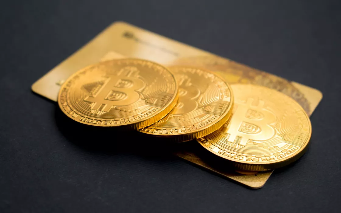 Halving Bitcoin: le previsioni sul prezzo di BTC e la piattaforma da scegliere